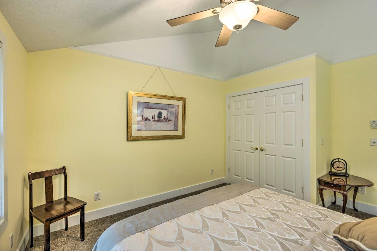 Charming Retreat Near Downtown Frankfort And Beaches Экстерьер фото